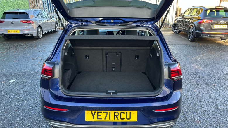 Volkswagen Golf 1.5 eTSI Style 5dr DSG Petrol Hatchback